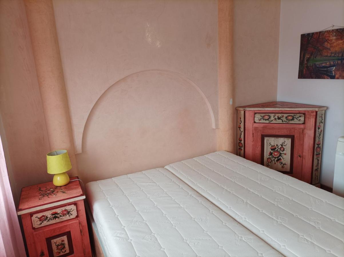 Libelula Apartman Arad Kültér fotó